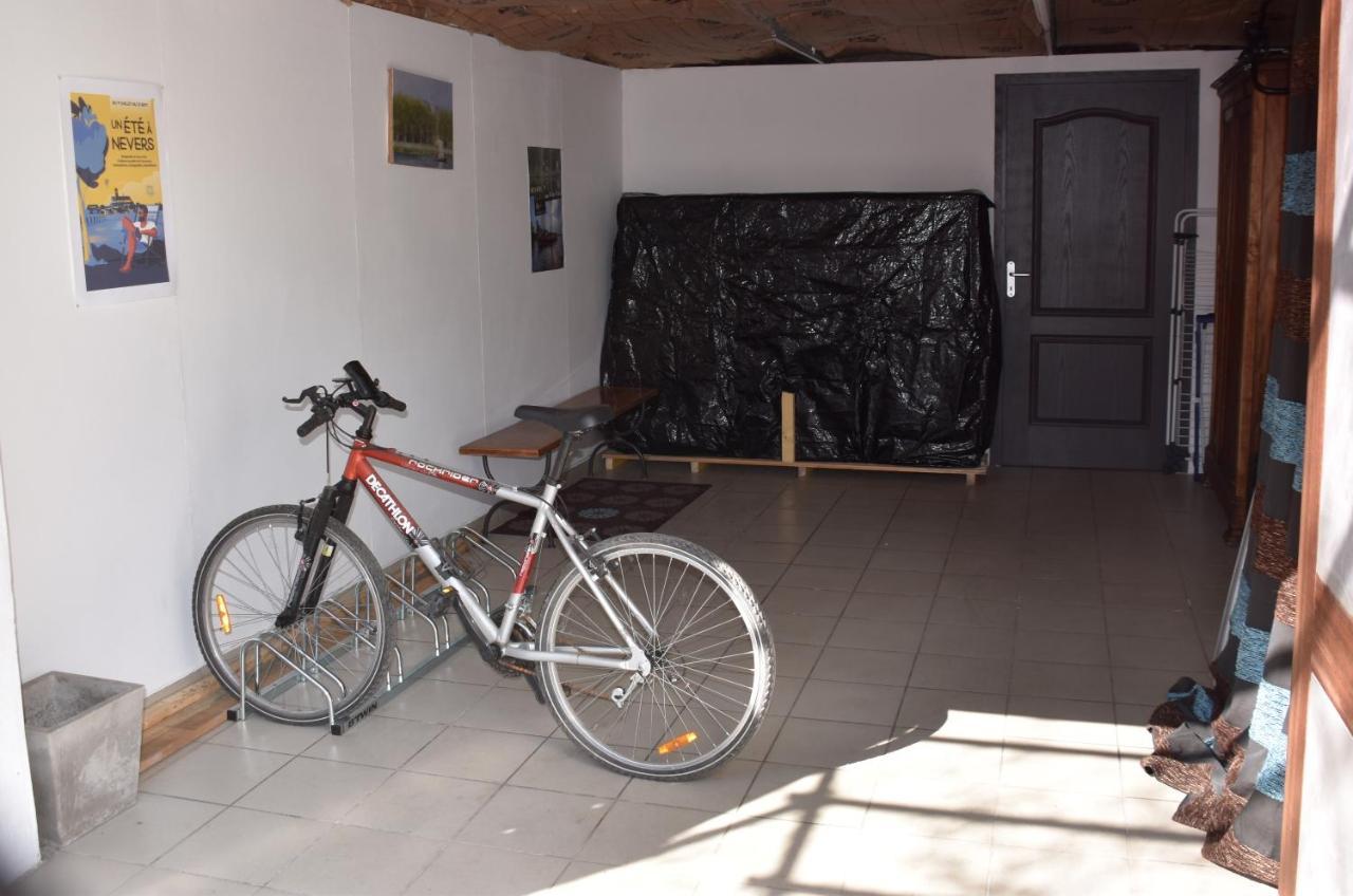 נבר Chambre D'Hotes Le Cadran Des Chauvelles מראה חיצוני תמונה