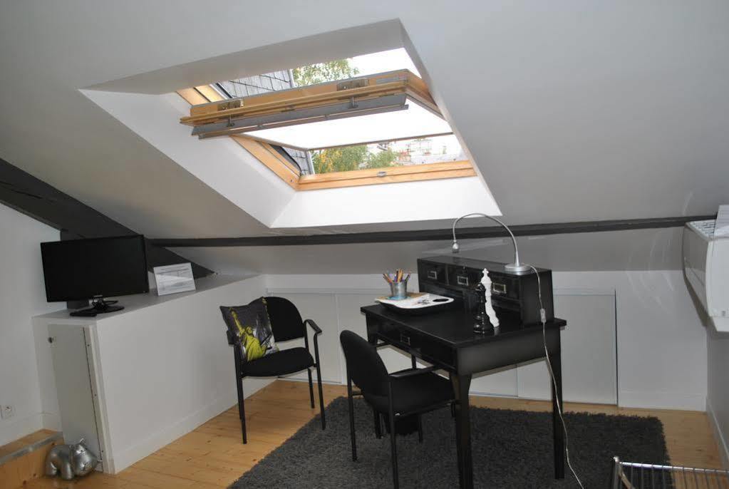 נבר Chambre D'Hotes Le Cadran Des Chauvelles מראה חיצוני תמונה